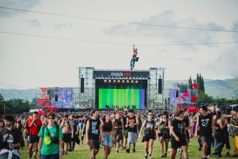 Cosquín Rock 2026 cerró con una multitud y shows de alto impacto